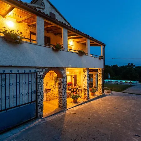 וילה Kuca Za Odmor Casa Anna Kringa