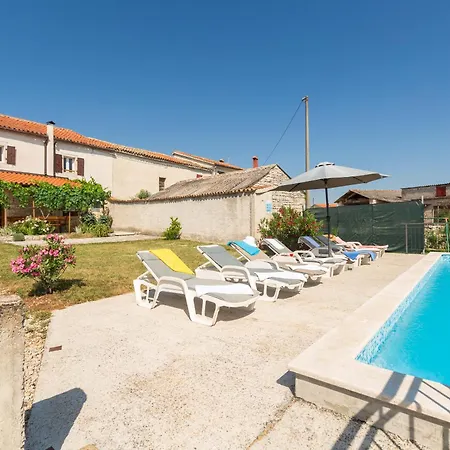 וילה Kuca Za Odmor Casa Anna