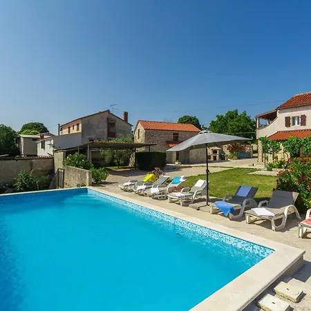 וילה Kuca Za Odmor Casa Anna *