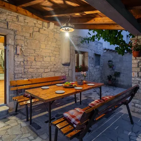 וילה Kuca Za Odmor Casa Anna